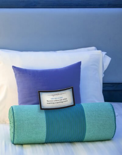 Comfortable,White,Pillows,,Yellow,Throw,Pillow,,Native,Thai-style,Red,Bolster