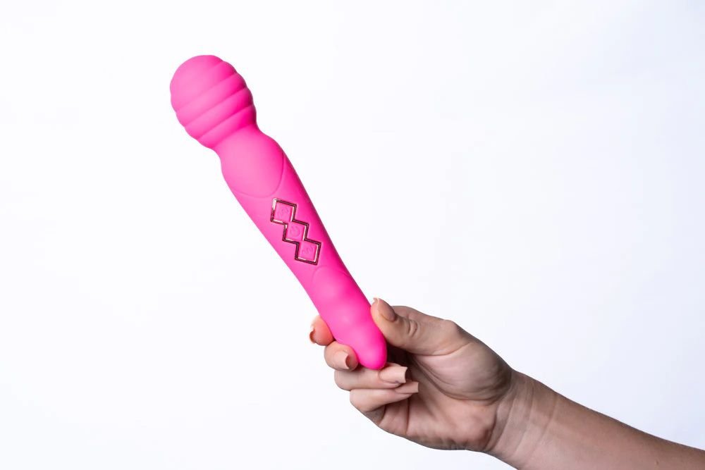 MTAV302P2zoebodymassagewandwhand