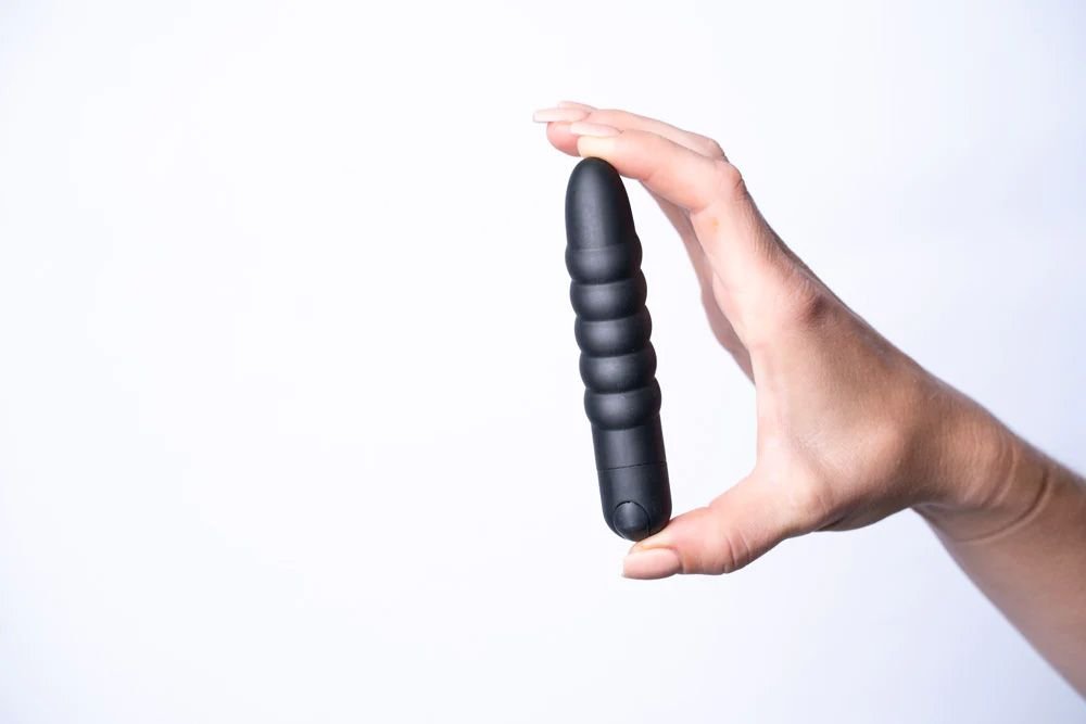 MTMA331BK1bulletvibratorwhand